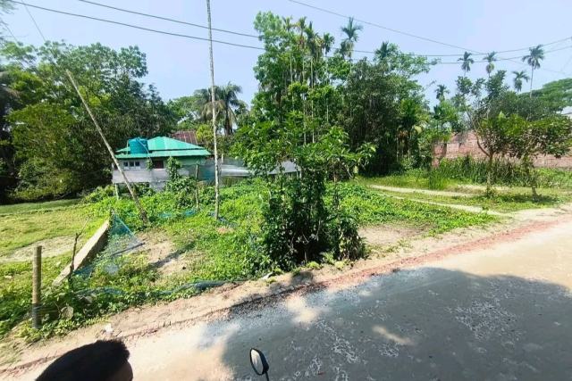 বরিশালের কাশিপুর চৌমাথায় ১৬ ফুট রাস্তার পাশে ৪ শতাংশের রেডি প্লট বিক্রয়