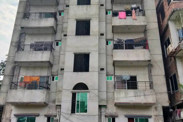 গাজীপুরে ১.২৪ লক্ষ টাকা রানিং ভাড়াসহ ৫ তলা বাড়ি বিক্রয়