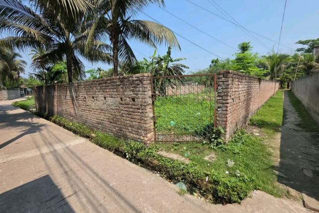 খুলনার মহেশ্বরপাশায় ১২ শতক বাউন্ডারি করা জমি বিক্রয়