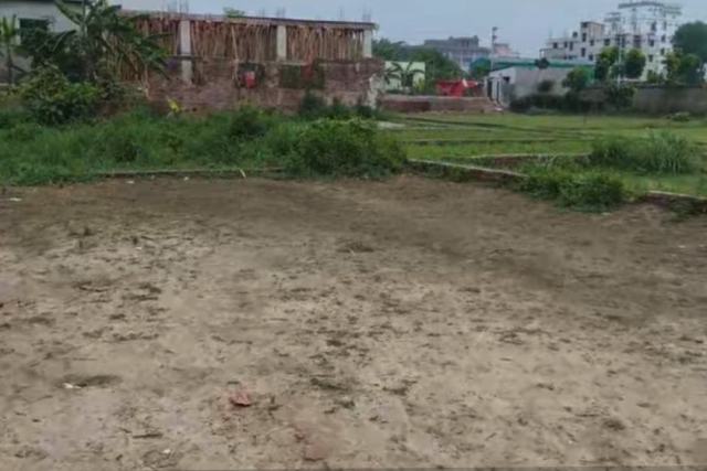সাভার উলাইল বাসস্ট্যান্ডের কাছে ৪ শতাংশ জমি বিক্রয়